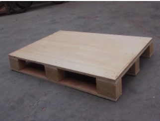 我們說說決定木質(zhì)托盤質(zhì)量好壞的重要因素是什么呢？